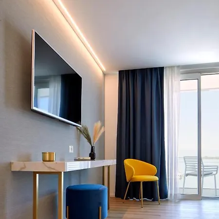 Riva Palace 4* Градо