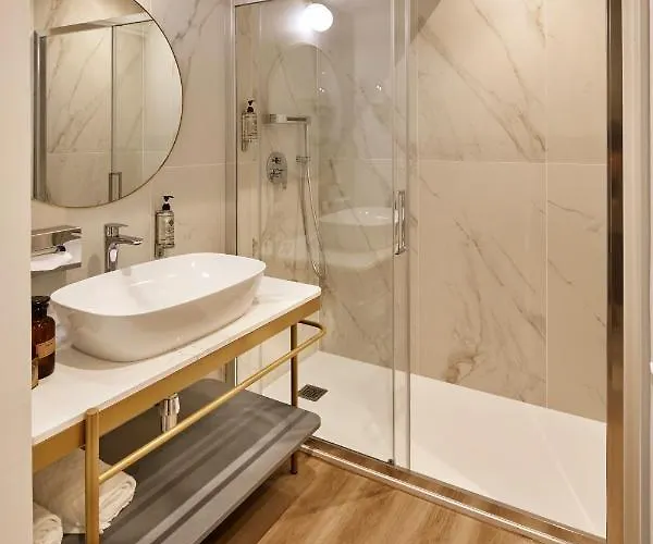 فندق Riva Palace 4*