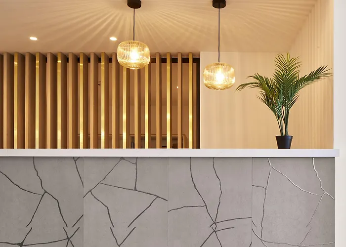 فندق Riva Palace 4*