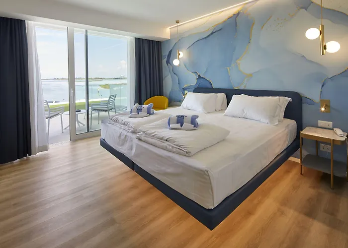 Riva Palace 4* غرادو