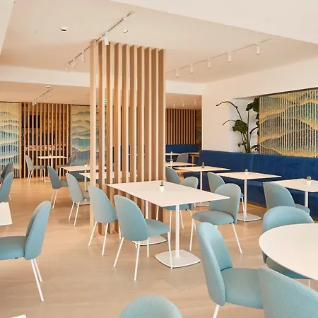 Riva Palace 4* グラード