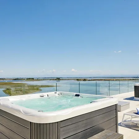 ホテル Riva Palace グラード