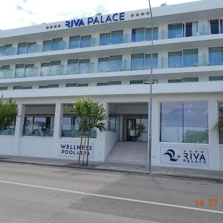 Hotel Riva Palace 4*