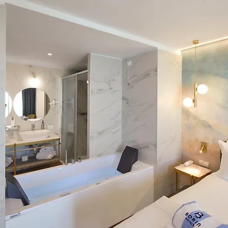 Riva Palace 4* Градо