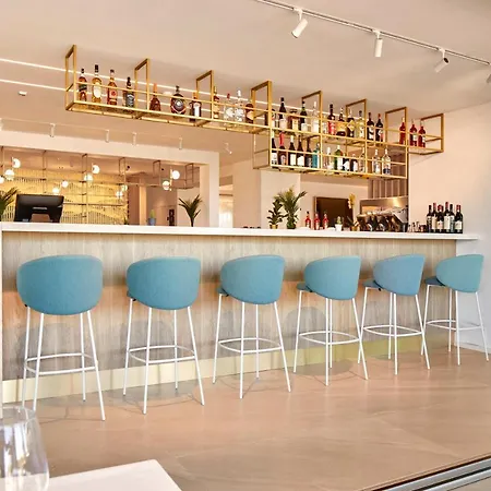 Riva Palace 4* グラード