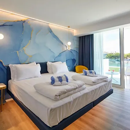 ホテル Riva Palace 4*