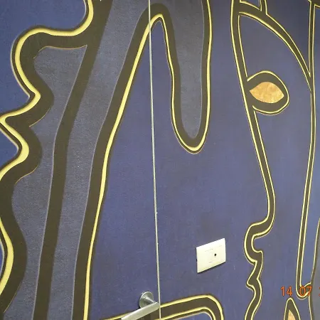 Riva Palace מלון