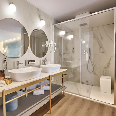 Riva Palace 4*