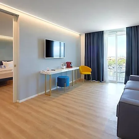 Riva Palace Отель 4*