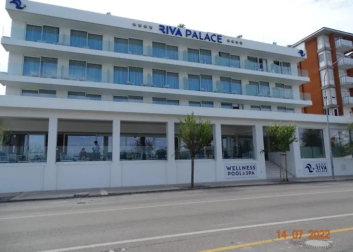 Riva Palace Готель 4*