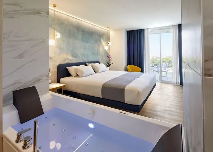 Riva Palace 4* Градо